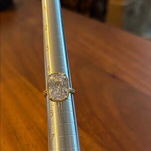 Elegant Gold and Silver Women's Ring size 5 New